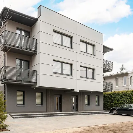 아파트 Plazowa With A Balcony And Free Parking