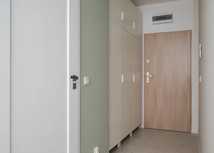 Plazowa With A Balcony And Free Parking Apartment Warsaw