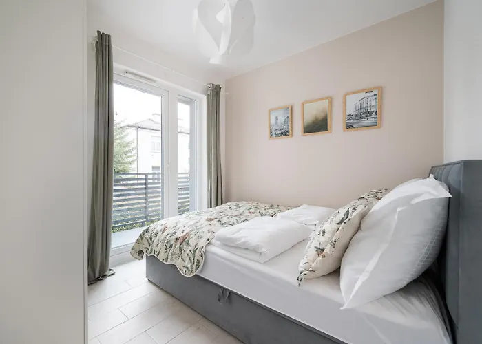 Plazowa With A Balcony And Free Parking Apartment Warsaw