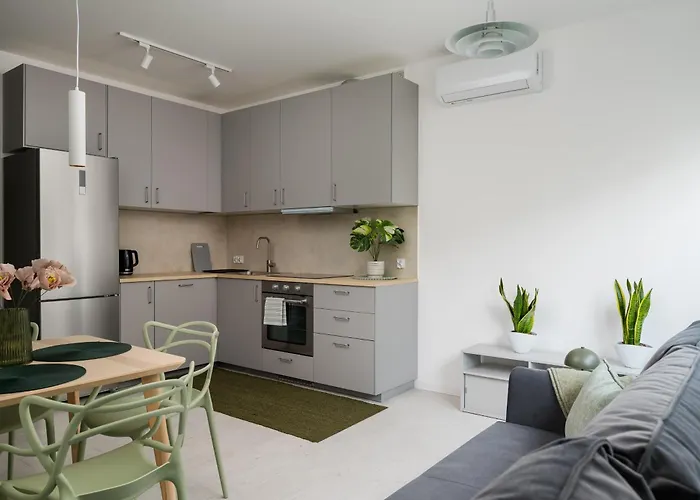 Apartamento Plazowa With A Balcony And Free Parking *